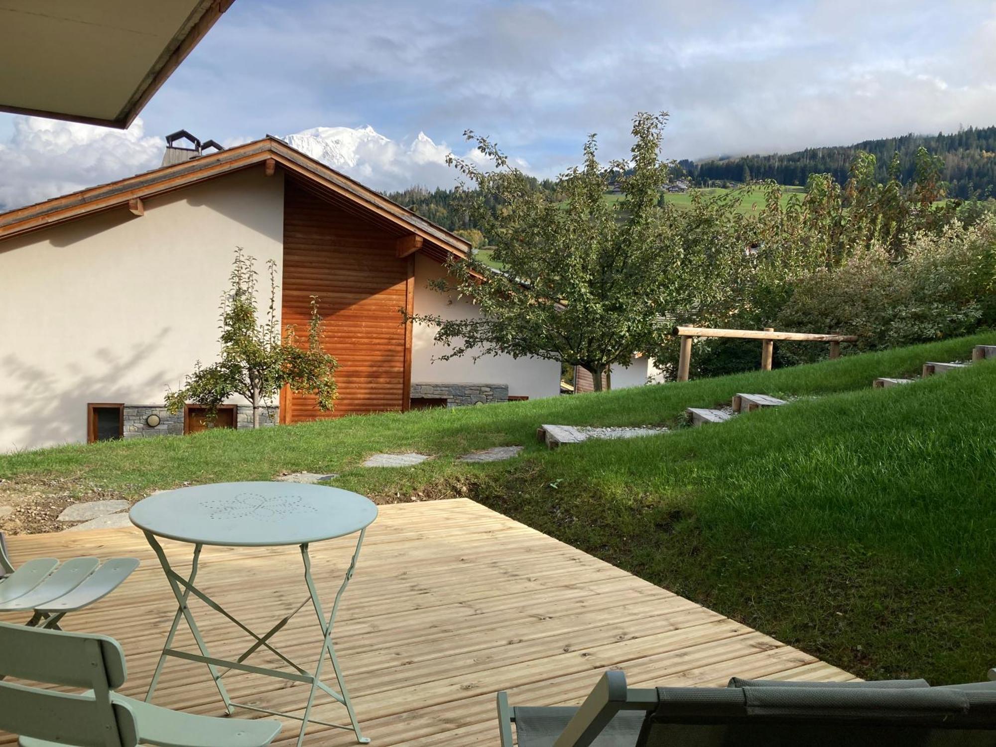 Apartment Renovated Flat Facing Mont Blanc